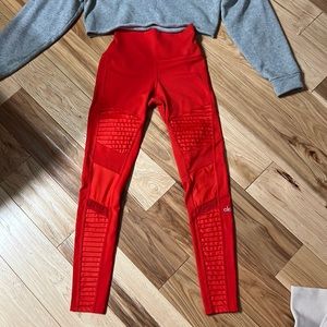 Gorgeous true coral red Alo full length Moto leggings! Hard to find color!